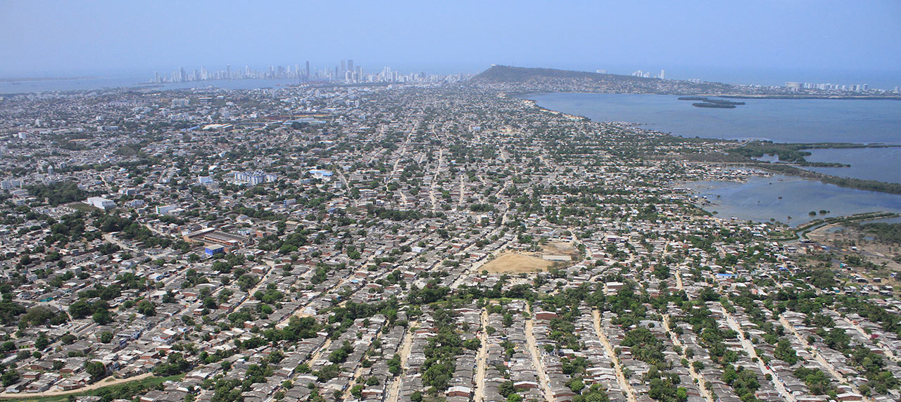 Cartagena: de las murallas coloniales a las modernas torres de arena