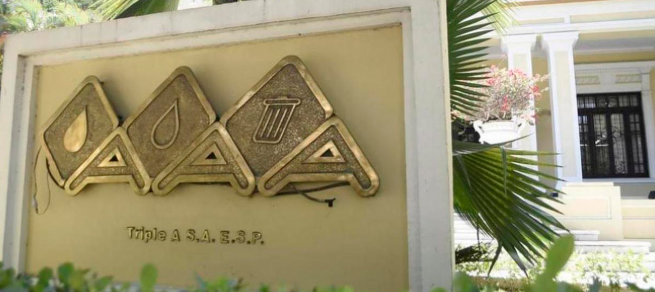 Vestigios y testimonios del desfalco a la Triple A